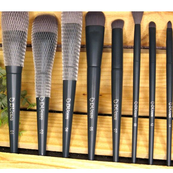 DuCare Dark Turquoise Orchid 9 Piece Cosmetic Brush Set - Picture 2 of 7